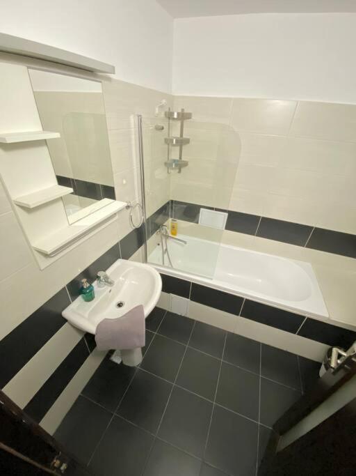 Green Apartment 43 بوخارست المظهر الخارجي الصورة